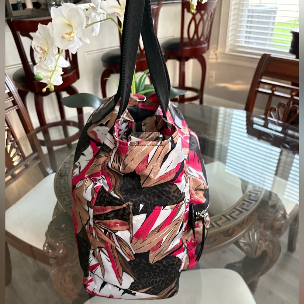 🖤🩷MARC JACOBS PALM PRINT NYLON BIKER BABY DIAPER BAG & CHANGING PAD!🖤🩷SALE SALE - Picture 3 of 11